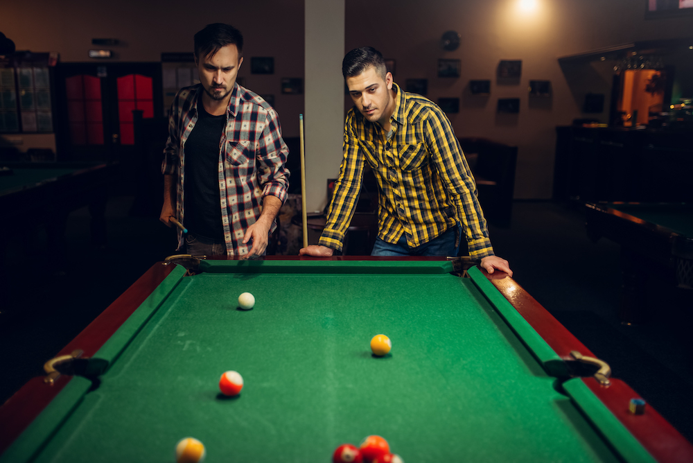 Play pool Maesteg Sports & Social Club | Squash Club